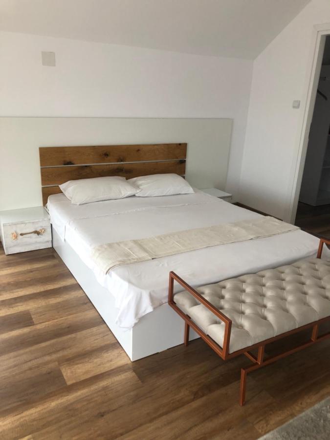 Casa Mediterana Două Mai Esterno foto