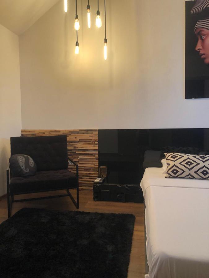 Casa Mediterana Două Mai Esterno foto